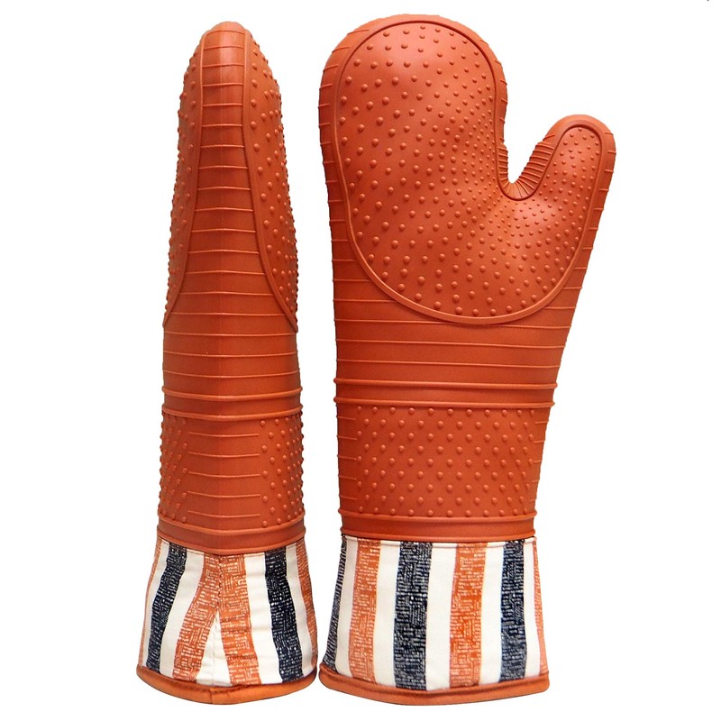 RED LMLDETA Heat Resistant 550 Degree Oven mitt, Silicone Oven