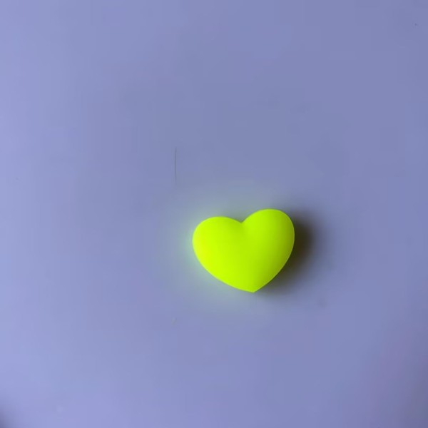 Jinshining Fluorescent Green Hearts Shape The Heart Shape Tennis Racket
