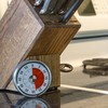 TFA Dostmann Analoger Kurzzeit Timer Puck, 38.1028.10, bis 60min, Eieruhr,