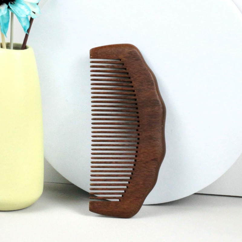 Natural Sandalwood Wide-Tooth Comb – Anti-Static Hair Detangler & Scalp