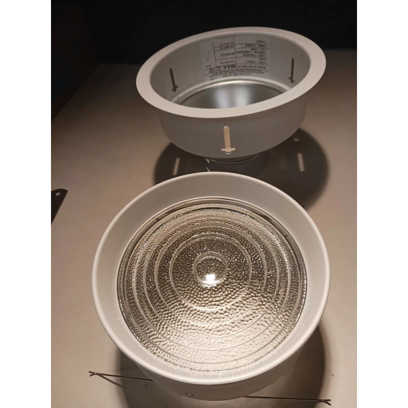 Lightolier 1126 Frosted Lens Reflector Trim, Wet Location, 6-3/4", White