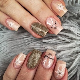 24Pcs Christmas Press on Nails Medium Coffin Nails Snowflake Deer Fake Nails with Glue Gold Elk Glitter Acrylic Nails Design Nude Glossy Winter Xmas Holiday False Nails Stick on Nails for Women