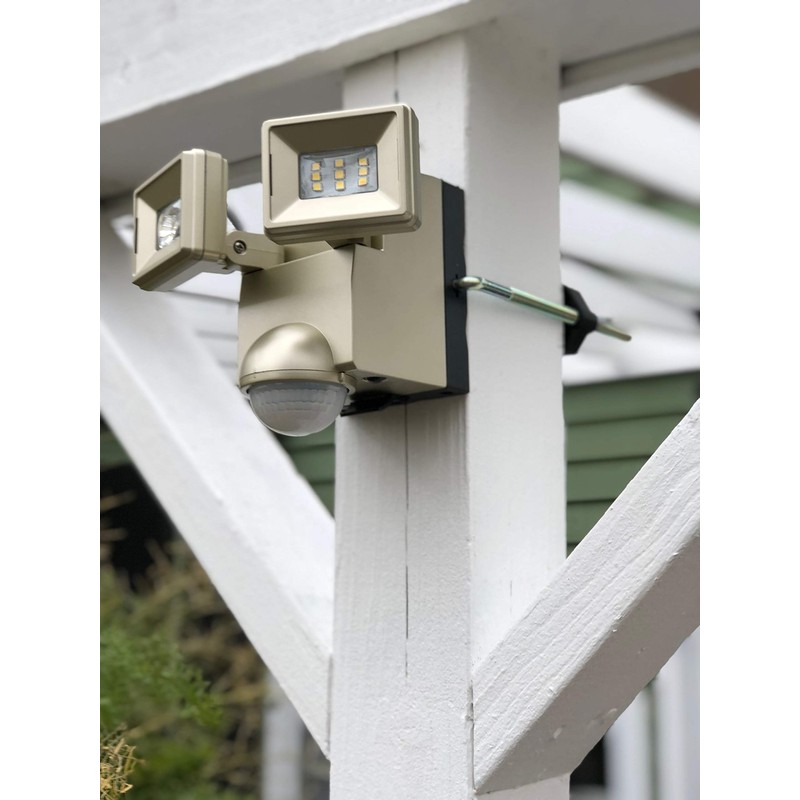 Battery-Powered LED Motion Security, Motion Sensor Flood Light, Wall or