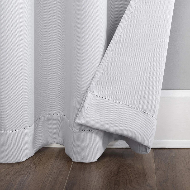 Sun Zero Riley White Blackout Curtain Panel 40 x 84