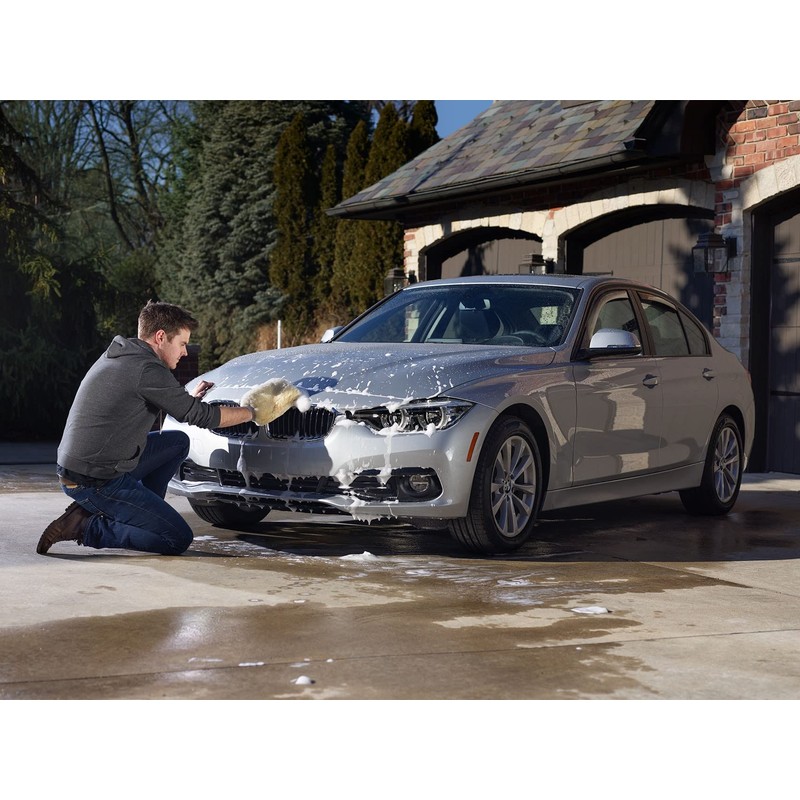 WeatherTech TechCare Wash Mitt - Gentle Mitt-Style Cleaning Applicator