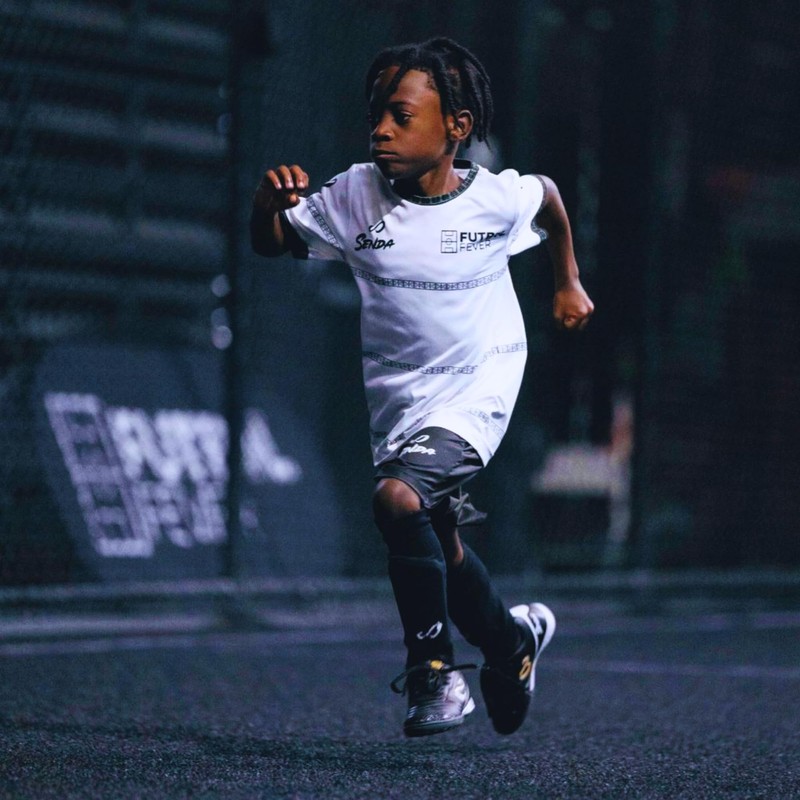 SENDA Ushuaia Academy Turf Shoes, Youth Size 2, Black