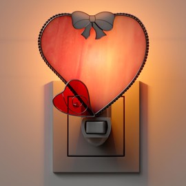 KY&BOSAM Night Light Plug in Pink Heart Stained Glass Nightlight Decorative Wall Night lights with On/Off Switch Come with 7 Watt Bulb Mother`s Christmas Valentine`s Holiday Spring & Winter Home Decor