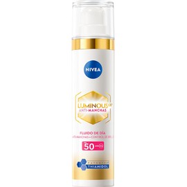 NIVEA Cellular LUMINOUS630 Anti-manchas Fluido Facial Aclarador de Piel FPS50 (40 ml), Enriquecido Con Ácido Hialurónico y Vitamina E para una Piel Luminosa sin manchas por Edad, Solares ni Hormonales