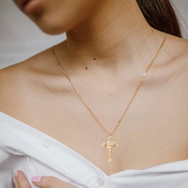 LLIYSOUN Cross Pendant Necklace for Women Jewelry Gold Cross Necklaces Gifts for Women Cross Necklace Minimalist Trendy Jewelry Valentines Day Gifts CN8