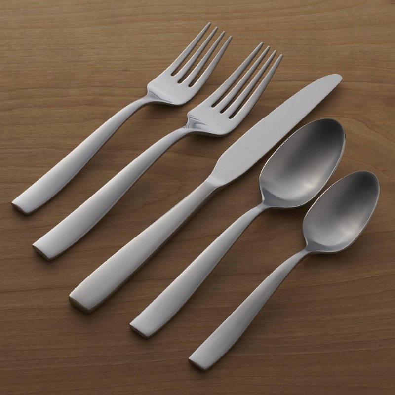 Oneida Everdine 20 Piece Everyday Flatware Set, Service for 4