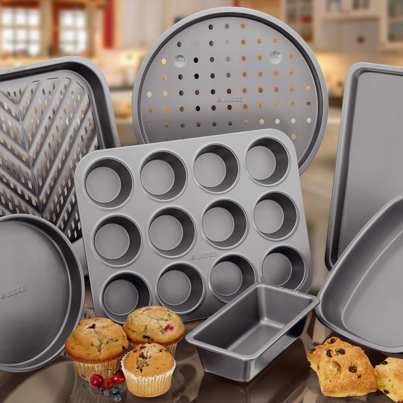 Judge Non-Stick Bun Tin with 12 Cups, Dishwasher Safe, 34cm