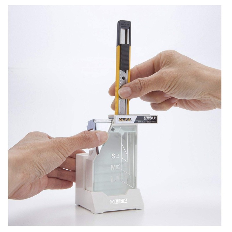 オルファ 裁断機 刃折器 ポキステーション 白 214BS 11.6cm×6.6cm×6.65cm