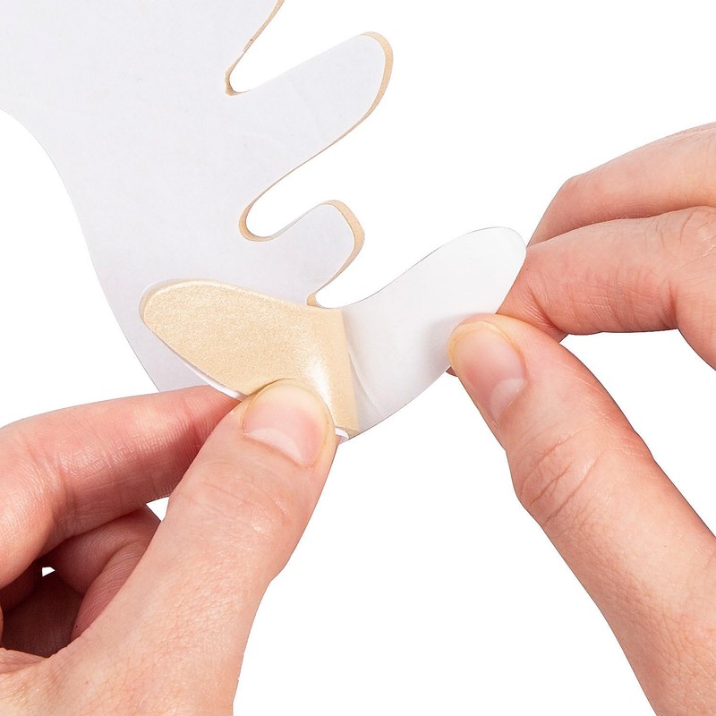 Fun Express Caramel Apple with Pom-Poms Craft Kit - Makes