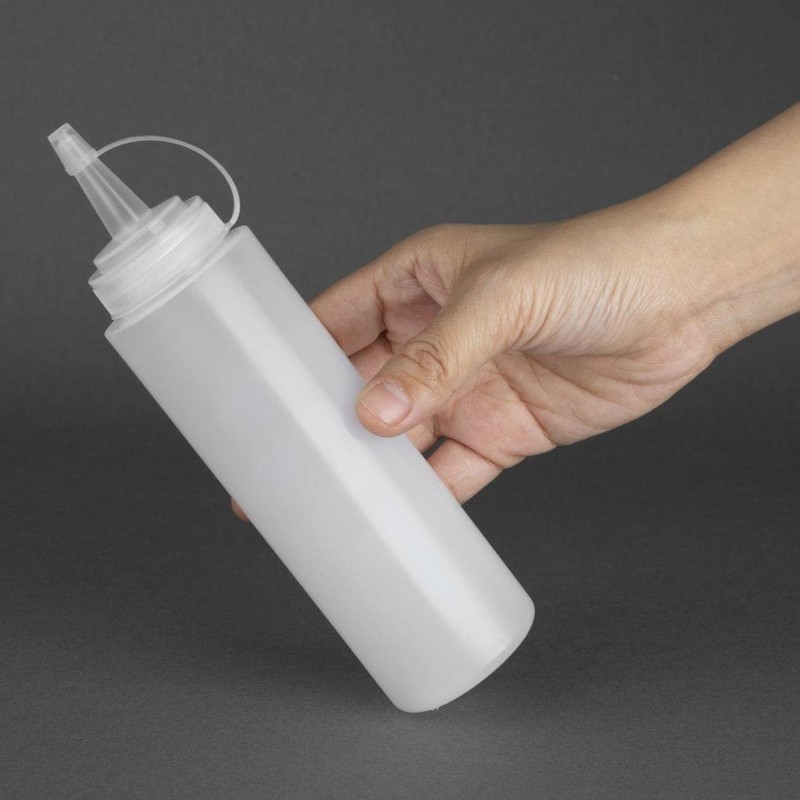 Vogue Squeeze Sauce Bottle with Nozzle Cap 227 ml/8 oz,