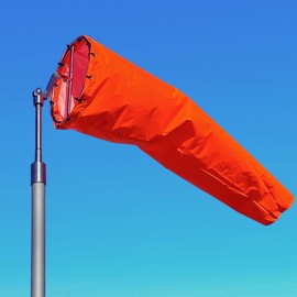 Manguito de viento de aeropuerto de 18 x 96 pulgadas, resistente, impermeable, resistente a la decoloración UV, alta visibilidad fluorescente, costuras cuádruples, bridas incluidas, para uso