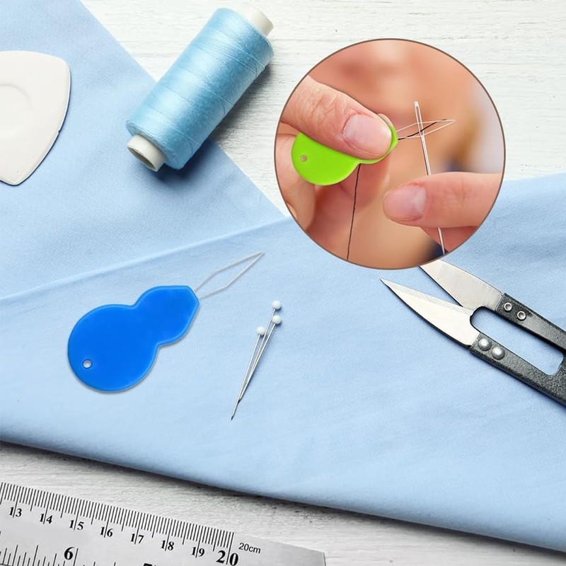 Pack of 20 Threading Aid, Needle Threader, Plastic Sewing Needles