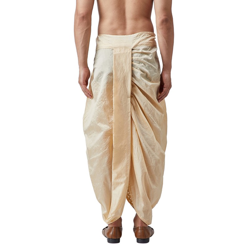 Sojanya (Since 1958, Seda, Border Dhoti para hombre, Oro, Talla