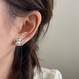 Stud Earrings 925 Silver Small Camellia Flowers with Pearl, 1 Pair Earrings Gold/Silver/Rose Gold Flower Earrings for Women Girls, White Gold