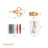 Fiskars - Kit de costura de viaje de 27 piezas