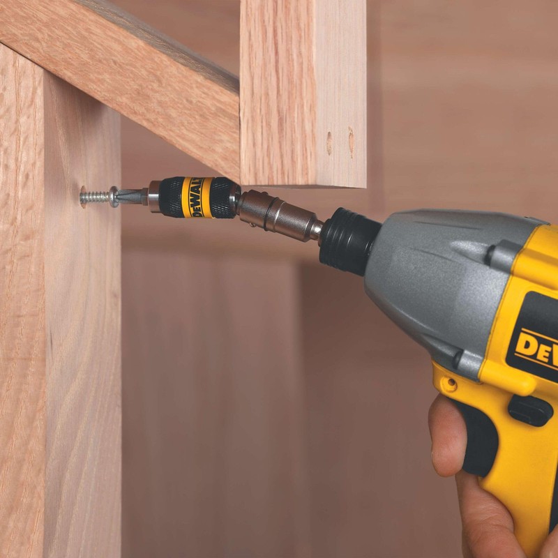 DEWALT Pivoting Impact Driver Bit Tip Holder with Ring (DWPVTHLD)