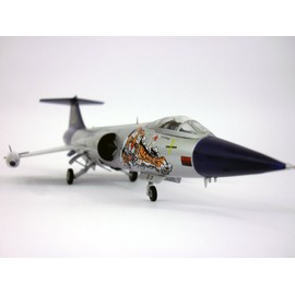 Witty Wings Lockheed F-104 Starfighter Italian AF Tigermeet 1996 1/72 Metal Diecast Model Aircraft for Teens, Adults, Model Enthusiasts, Military Enthusiasts