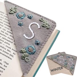 Hand Embroidered Corner Bookmark Set, 2 Pack, Felt Triangle Design Flower Letters Embroidery (Winter)