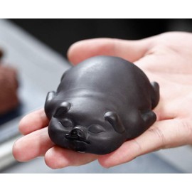 DMtse Cute Sleeping Pig Zisha Ceramic Figurines for Home Decor Living Room Bedroom Office Decoration Bookshelf TV Stand Decoration Tea Ceremony Sculptures Collection