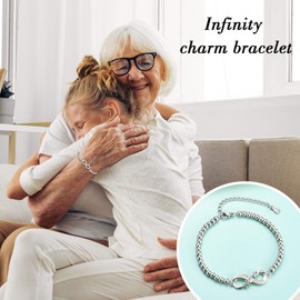 EYQV Womens Gifts for Nana, Infinity Charm Bracelet Nana Gifts from Grandchildren, Best Nana Birthday Gifts Christmas Gifts Mothers Day Gifts, Stocking Fillers for Women