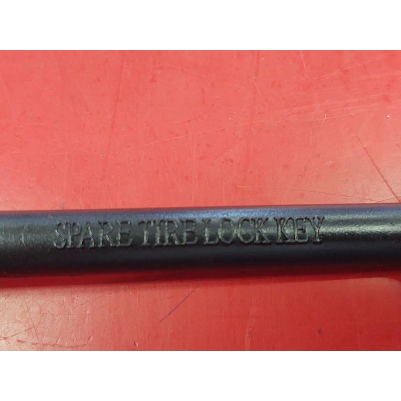 Ford OEM FORD RANGER MAZDA B-SERIES TRUCK SPARE TIRE LOCK