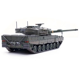 Leopard 2A4 Main Battle Tank with Snorkel Green Camouflage German Army Armor Premium Series 1/72 Diecast Model by Panzerkampf 12226PD