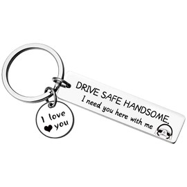 Lumengqi Silver Stainless Steel Rectangle Pendant Keyring Keychain Drive Safe I Need You Here with Me Christmas Gifts for Father Husband Trucker Husband Boyfriend Trucker New Driver Jewellery