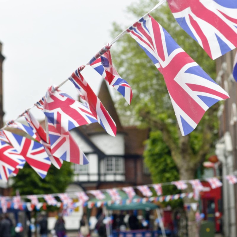 G2PLUS 11M Union Jack Flag Bunting, 40 PCS Rectangular Kings