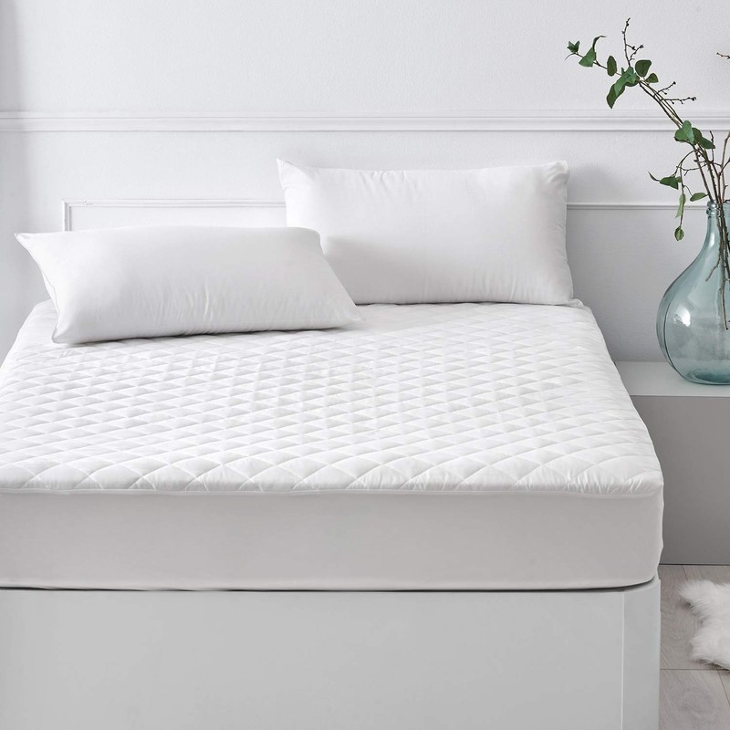 Pikolin - Quilted Fibre Mattress Protector&nbsp;&ndash;&nbsp;Waterproof, anti-dust mite, white Cama