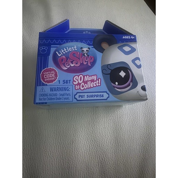Hasbro Littlest Pet Shop Dolls- Pet Surprise, Pet Collector Set