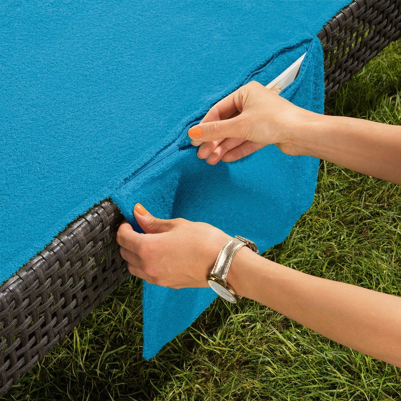 Erwin Müller Terry Towel with Zipped Pockets