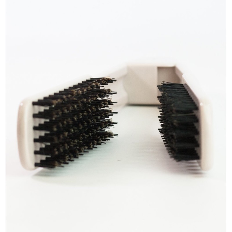 Yamano Planning Straight Hair by Straightening. Shatri Twin Straight Brush