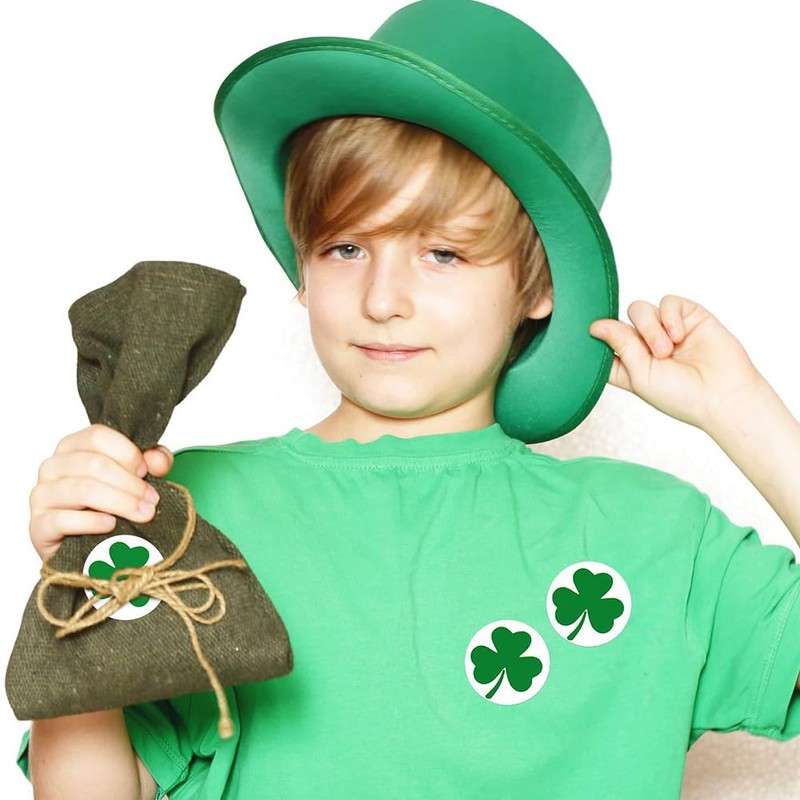 500Pcs St. Patrick's Day Stickers Green Shamrock Clover Stickers Roll