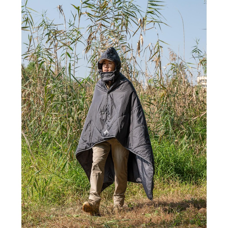 iClimb Heated Camping Blanket with Hood and Battery Pack (Khaki)