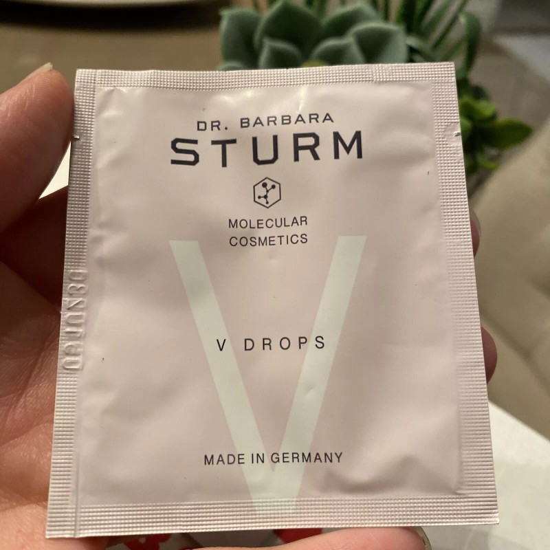 Dr. Barbara sturm V DROPS sampels 4 X 2ml