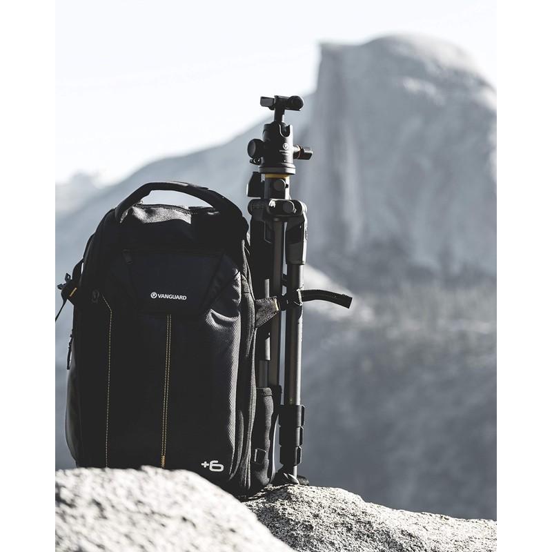 VANGUARD Alta Rise 45 Backpack for DSLR, Compact Camera, Compact
