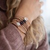 happymaker - Rosenquarz Armband Damen, handgemacht Edelstein Wickelarmband rosa mit