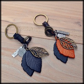 White Fang AZ145 Keychain, Leather, Stylish, Retro, Charm, Leaf, Keyring, Men's, Women's,, Black
