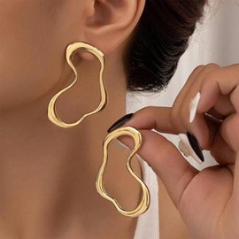 Ximdble Vintage Large Circle Hoop Earrings Irregular Hoop Drop Earrings Irregular Circle Hoop Earrings Gold Exaggerated Circular Earrings for Women