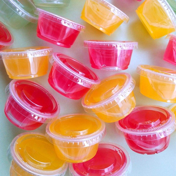 TashiBox 200 Sets - 3.25 Ounce Disposable Plastic Jello Shot Cups with Lids, Souffle Portion Cups…