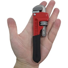 Small Pipe Wrench, 6 Inch Adjustable Plumbers Wrench Mini Plumbing Tools Straight Heavy Duty for Tight Spaces(1PC)