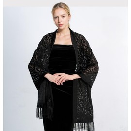 ECOMBOS Leopard Print Scarf for Women – Lightweight Soft Shawl with Tassels, Fashionable Streetwear Wrap, Elegant Scarves for All Seasons