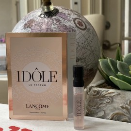 Lancôme LANCOME IDOLE LE PARFUM PARFUM FOR WOMEN 0.04 OZ / 1.2 ML NEW SAMPLE SPRAY