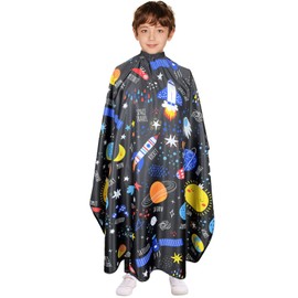 Capas de peluquería para niños, capa de corte de pelo con ganchos elásticos, capa de peluquería para niños y niñas, impermeable, ligera, lavable a máquina, 43 x 51 pulgadas (patrón de galaxia)