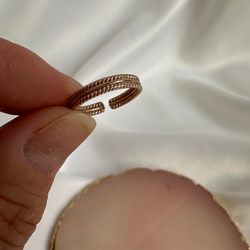 Rose Gold Dipped Sterling Silver Adjustable Ribbed Midi Toe Ring