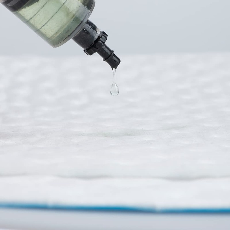 Oxford Products High Quality Oil Absorbing Pads/Mats (Oil/Fuel and Some